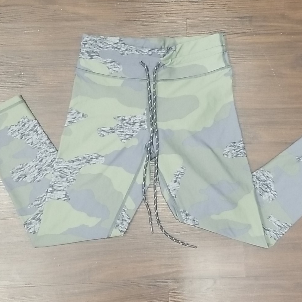 Chill Play And Move Aerie Tights